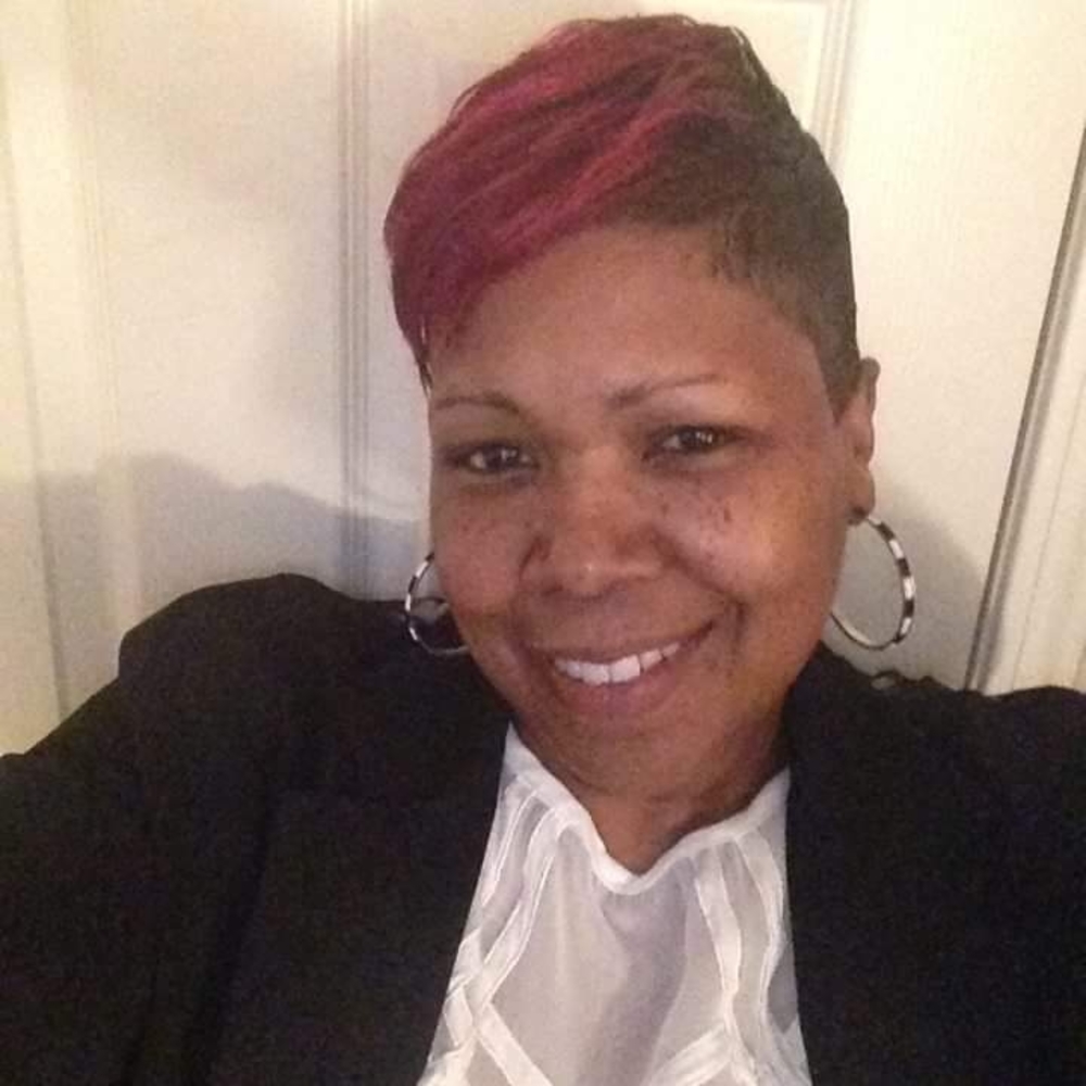 Meet your Posher, Debbi